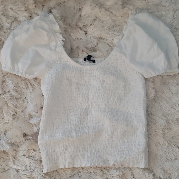 💫Puff sleeve romantic white top Dynamite - Picture 2 of 3